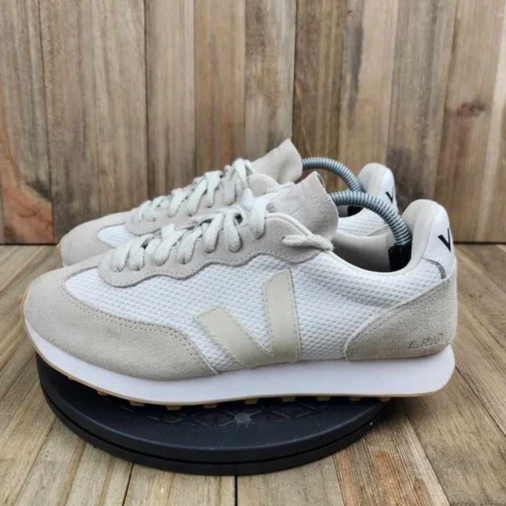 Womens Veja Rio Branco